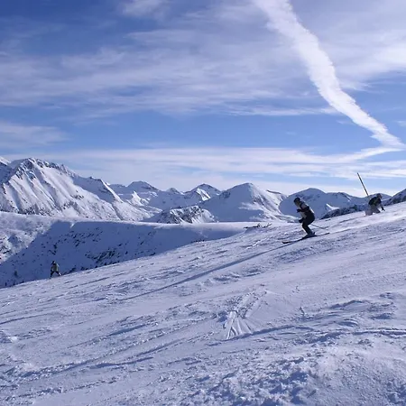 Skiing, Walking, Enjoying In Mountains Apartment Bansko